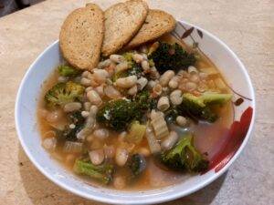 zuppa broccoli e cannellini