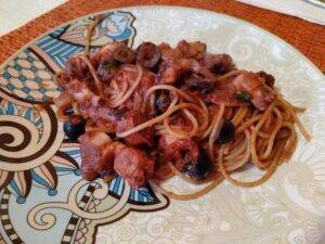 spaghetti integrali con stracotto di polpo