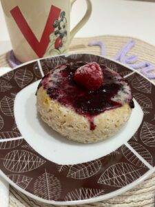 MUG CAKE LAMPONI E VANIGLIA